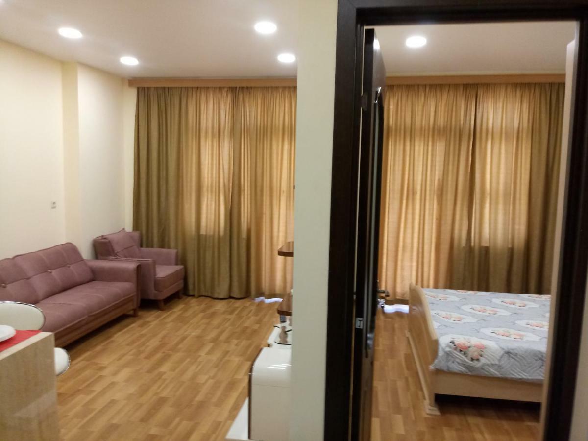 Apartament Flat in Batumi city centre Zewnętrze zdjęcie